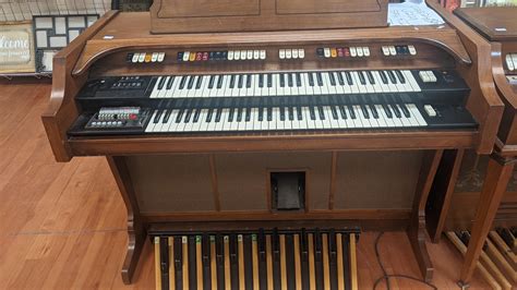 Please Help Finding The Model Of This Conn Electric Organ Rorgan
