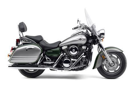 I have an emerald green and silver 2006 kawasaki vulcan 1600 nomad emr 2006 that has two full face motorcycle helmets, travel saddlebags and you must see this great 2006 kawasaki vulcan for sale to appreciate that it has been garage kept which has protected its beautiful emerald green. 2006 Kawasaki Vulcan 1600 Nomad Review - Top Speed