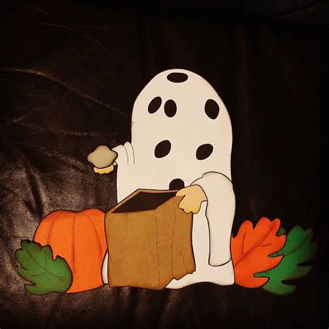 Peanuts Charlie Brown Costume Ghost Wall Sign For Halloween Snoopy