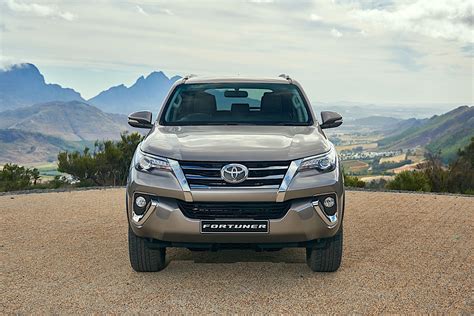 Toyota Fortuner Specs And Photos 2015 2016 2017 2018 2019 2020