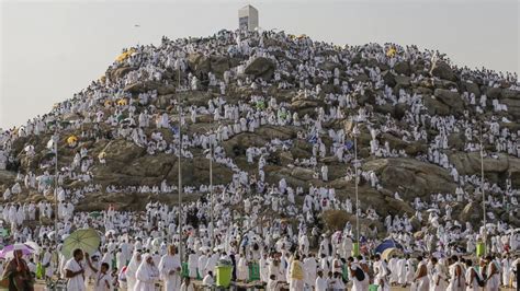 Breathtaking Photos Of One Of The Worlds Biggest Religious Pilgrimages