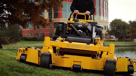 Hustler Super 104 Wide Area Zero Turn Commercial Mower Ph