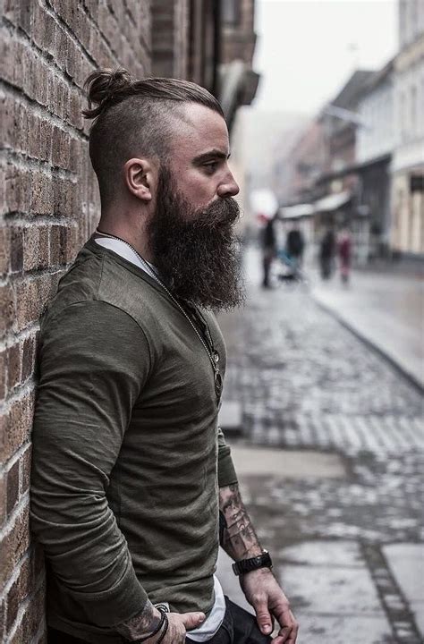 Viking beard style was originally meant to deal with cold weather but they have since become popular and they are part of the viking tradition of portraying power. Awesome hair! | Beard styles for men, Viking beard styles ...