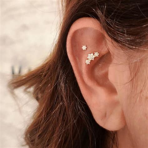 The 3 Ear Piercing Styles And Trends Taking Over 2021 Elle Australia