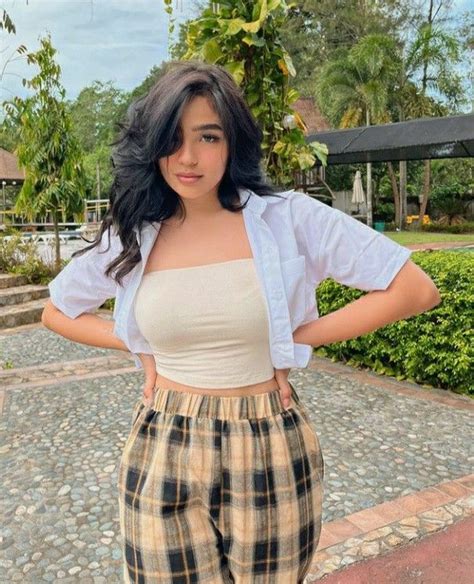 pin by arch opsit on andrea b in 2022 andrea brillantes high waisted skirt fashion