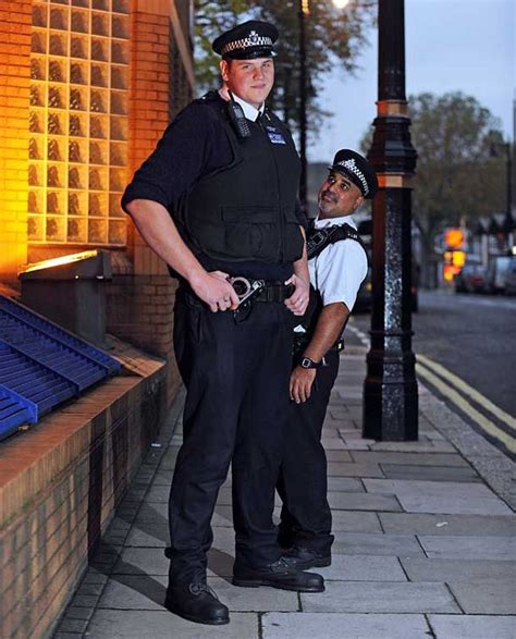 WOMENIFY Britain S Tallest Policeman