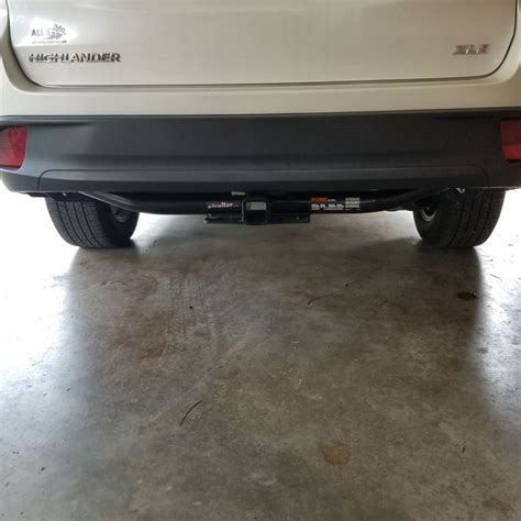 Maximum trailer weight, weight distributing hitch (pounds). 2018 Toyota Highlander Curt Trailer Hitch Receiver ...