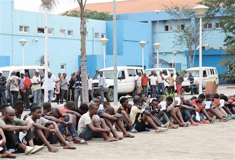 Em Seis Meses Mais De Sete Mil CidadÃos Detidos Preventivamente Radio Angola