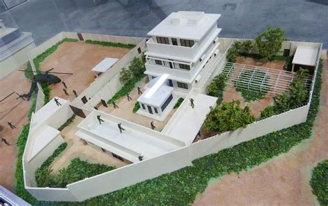 Complexul fortificat al lui osama bin laden din abbottabad (ro); Osama bin Laden compound 2667 | Visiting the Navy UDT-SEAL ...