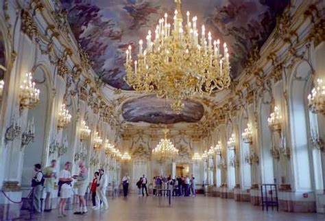 If you're short on time. 25 Incredible Interior View Images Of The Schonbrunn ...
