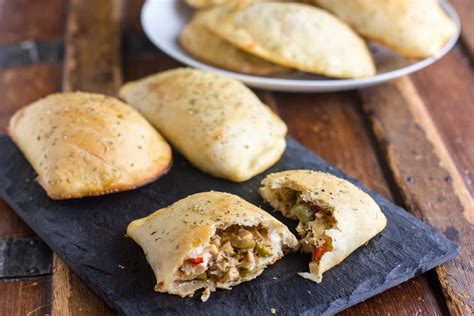Amul is a firm and salty processed. How to Make Calzone Recipe - Chicken Tuscan Calzones