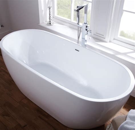 Modern Freestanding Bath By Aqua Essentials 1650 X 700