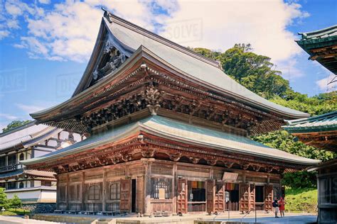Traditional Japanese Wooden Building At Kenchoji Zen Temple Stock