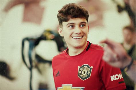 Compare daniel james to top 5 similar players similar players are based on their statistical profiles. Daniel James isir plejer ta' Manchester United - NETnews