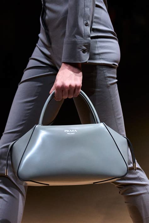 Best Handbags Of Spring 2023 Rtw Fashion Shows The Impression