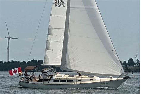 Popular Cruising Yachts From 40 To 45ft 122m To 137m Long Overall