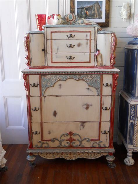 Vintage Painted Dresser Refinishing Furniture Furniture Inspiration