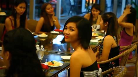 Dating Filipinas In Davao How I Met My Filipino Fiance Youtube