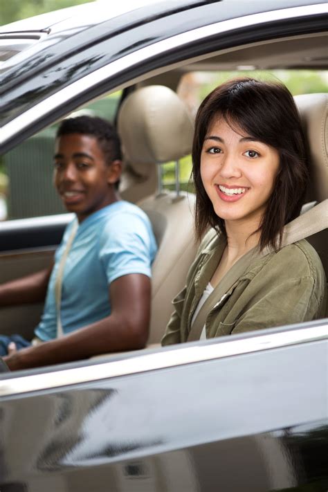 Teen female drivers age 16 pay $920 less than males their age. How to Save Money on Teen Auto Insurance