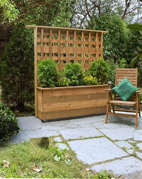 How To Build A Privacy Planter