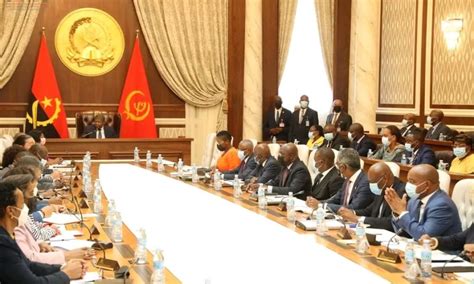 Pr Reúne Ministros E Governadores Provinciais Piip Sobre A Mesa Correio Da Kianda Notícias