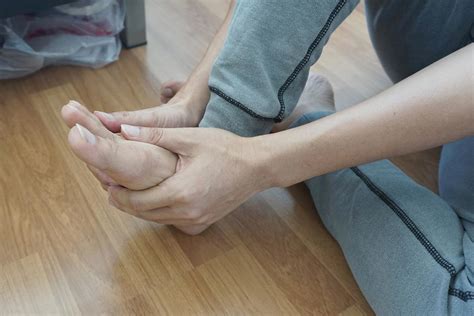 Bunions Causes Symptoms Diagnosis And Treatment