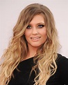 Ella Henderson - Famous English Singer and Songwriter