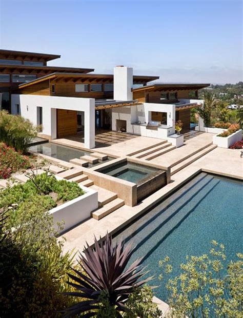 Incredible California Estate With Breathtaking Views