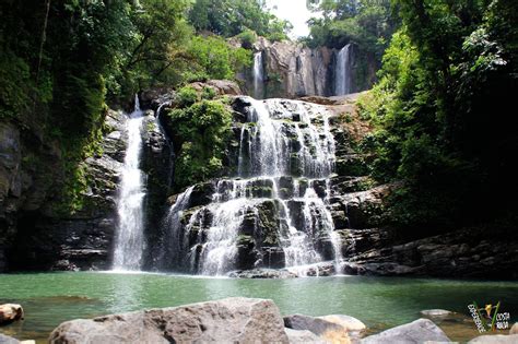 Nauyaca Waterfalls En Dominical Costa Rica