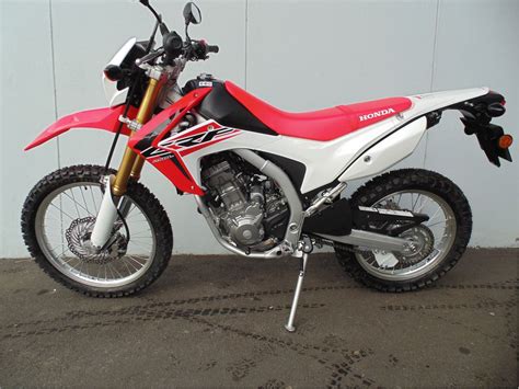 A sensation of absolute control. Honda CRF250L Dual Sport Lams Approved 2016 - Cyclespot ...