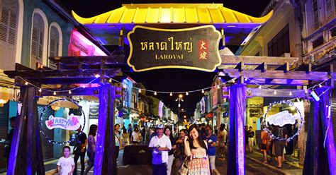 8 Reasons To Visit Phuket Walking Street Phukets Answer To Melakas
