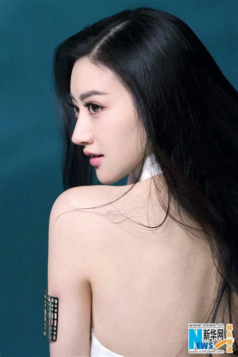 beautiful hijab beautiful asian women beauty women jing tian pretty asian poses for photos