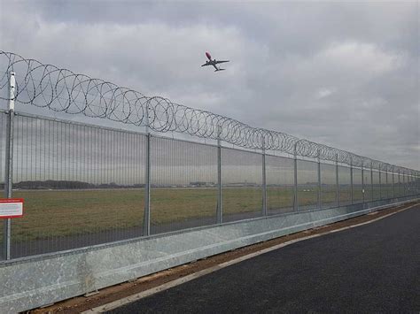 Airport Perimeter Fences Maintaining Security Blog Zaun Ltd
