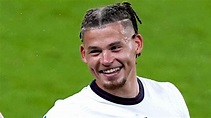 Kalvin Phillips one of the best midfielders in the world, says Leeds ...