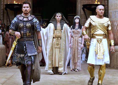 Moses (christian bale) rises up against the egyptian pharaoh ramses (joel edgerton), setting 400,000. 'Exodus: Gods And Kings' Review Roundup: Ridley Scott's ...