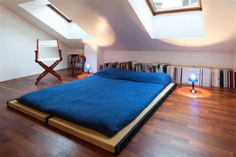 Dormitorio estilo japonés en buhardilla. Fotos para que te ...