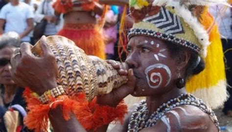 Selain Tifa Inilah 6 Alat Musik Tradisional Dari Papua Barat Dengan Bentuk Dan Suaranya Yang