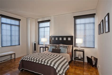 I'm not sure what the other reviewers are talking about. El Royale Apartments - Traditional - Bedroom - los angeles ...