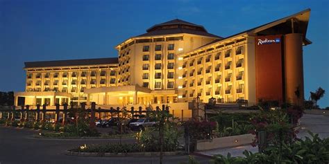 Discover the luxury hotel experts. Hotels in Dhaka, Chittagong and other cities of Bangladesh ...