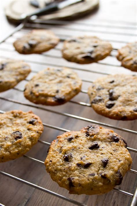 This cookie mixture makes a good 60 cookies or so, depending on how much stuff you put in them! The Ultimate Chocolate Chip Cookies (Low Carb) - Sugar ...