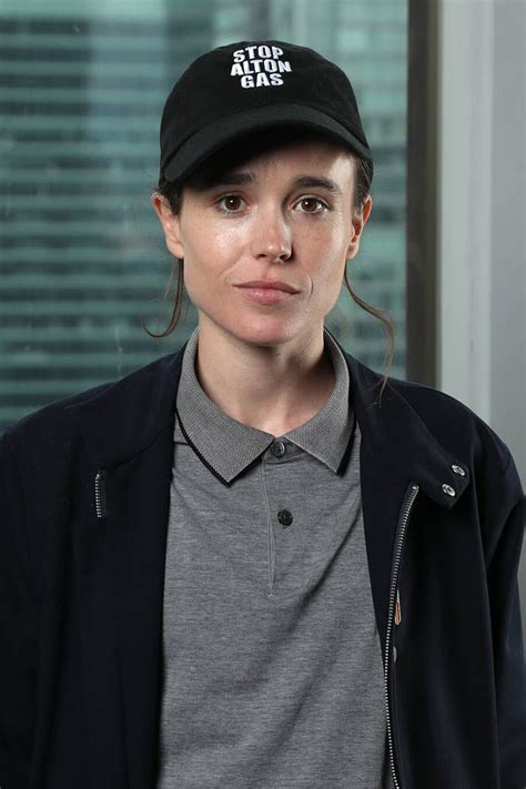 Page anunció a través de redes sociales que es transgénero y dijo que su nombre es elliot. 'Juno' Star Elliot Page, Formerly Known As Ellen Page ...