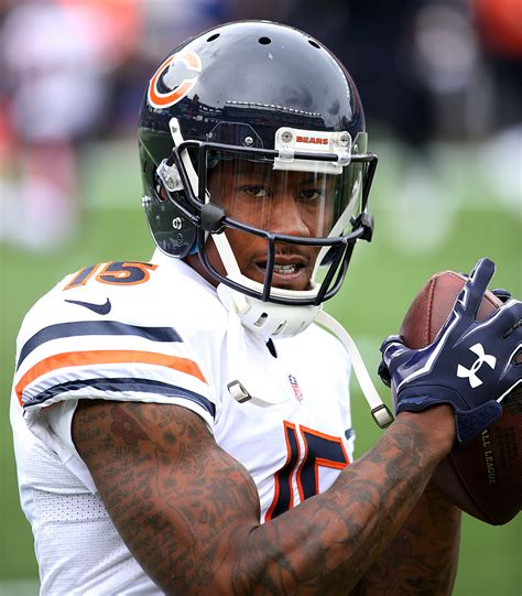 Bears Brandon Marshall Keeps His Cool After Patriots Rout Chicago Tribune