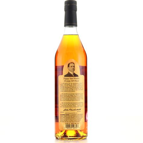 Continue reading to learn more about the pappy van winkle lineup and how to snag a bottle if you. Pappy Van Winkle 15 Year Old Family Reserve 2019 | Whisky ...