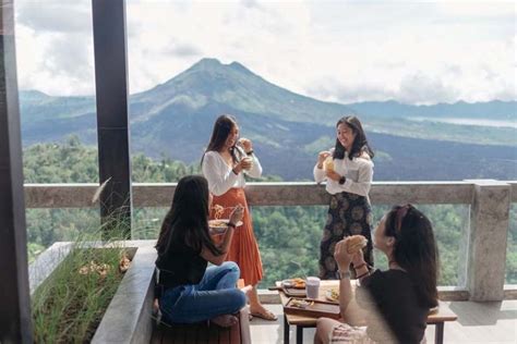 Tegukopi This Bali Cafe In Kintamani Lets You Enjoy Your Coffee Among