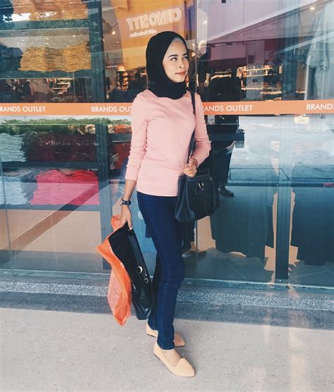 Malaysian Hijab Girl Beauty Clothes Fashion Outfits Moda Clothing