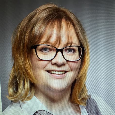 Individual evidence ↑ a b master data of the credit institute at the deutsche bundesbank ↑ figures as of december 31, 2019 ↑ announcement of the bayreuth district court gnr 126 on august 14, 2020 Andrea Sendelbeck - Telefonagent - VR Bank Bayreuth-Hof eG ...