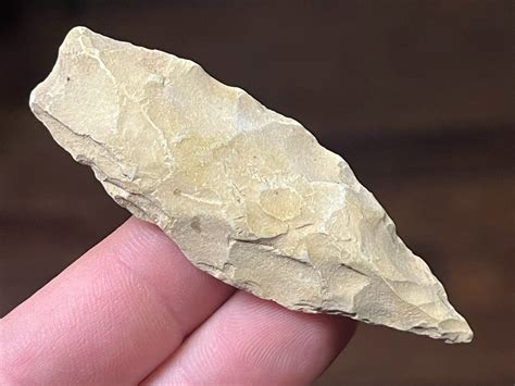Outstanding Guilford Point Pennsylvania Arrowhead Authentic Artifact Bd