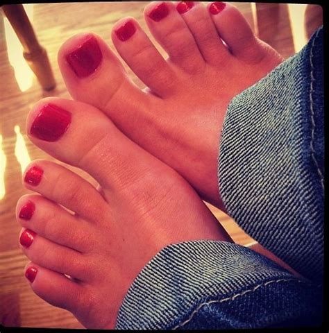 brittney smith s feet