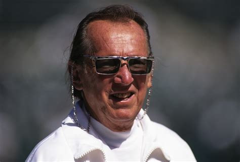 Al Davis Nfl A Look At The Raiders Legends Who Played For The Owner