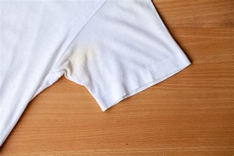 How To Remove Sweat And Deodorant Stains From The Armpits Of White T Shirts Reviewed